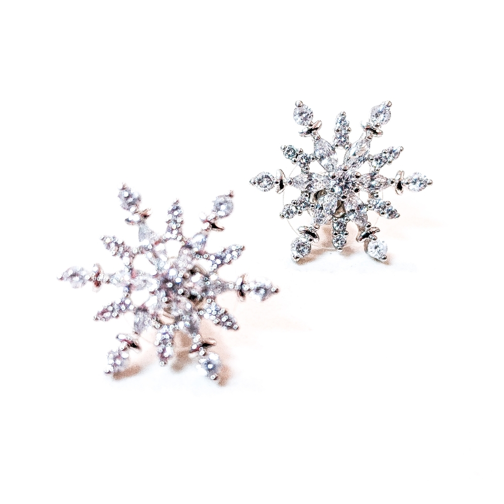 Snowflake Earrings - Picture 2 of 5